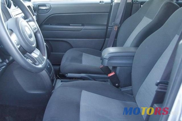 2015' Jeep Compass photo #4