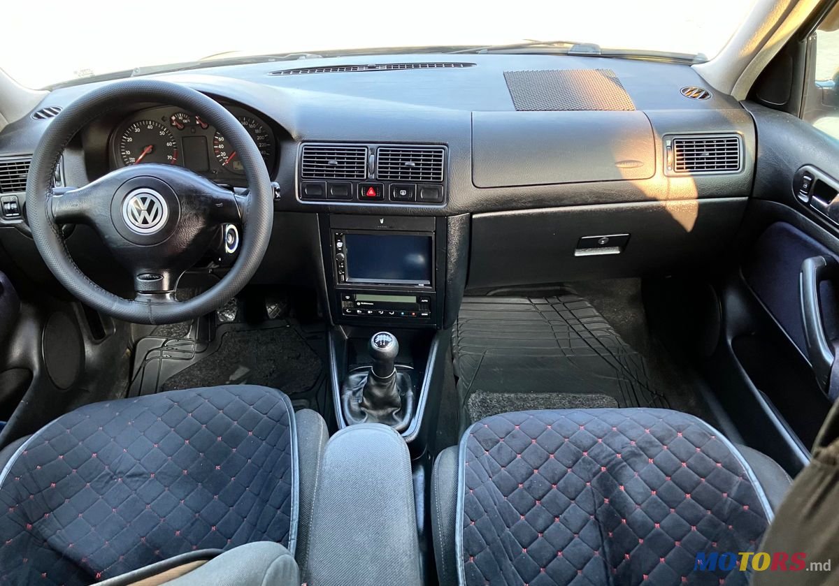 1999' Volkswagen Golf photo #4