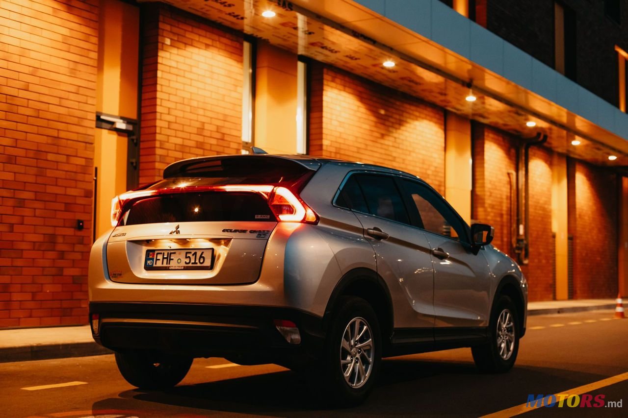 2019' Mitsubishi Eclipse Cross photo #4