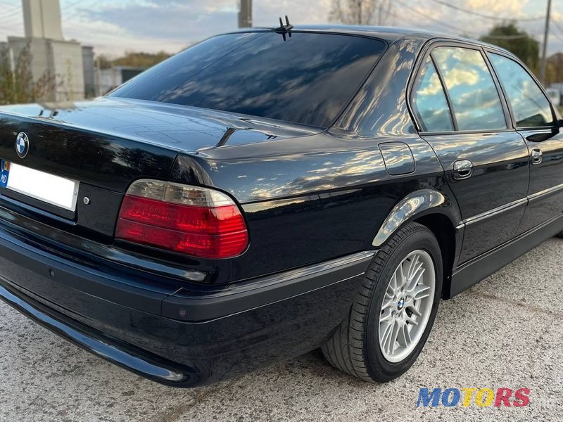 2001' BMW 7 Series photo #2