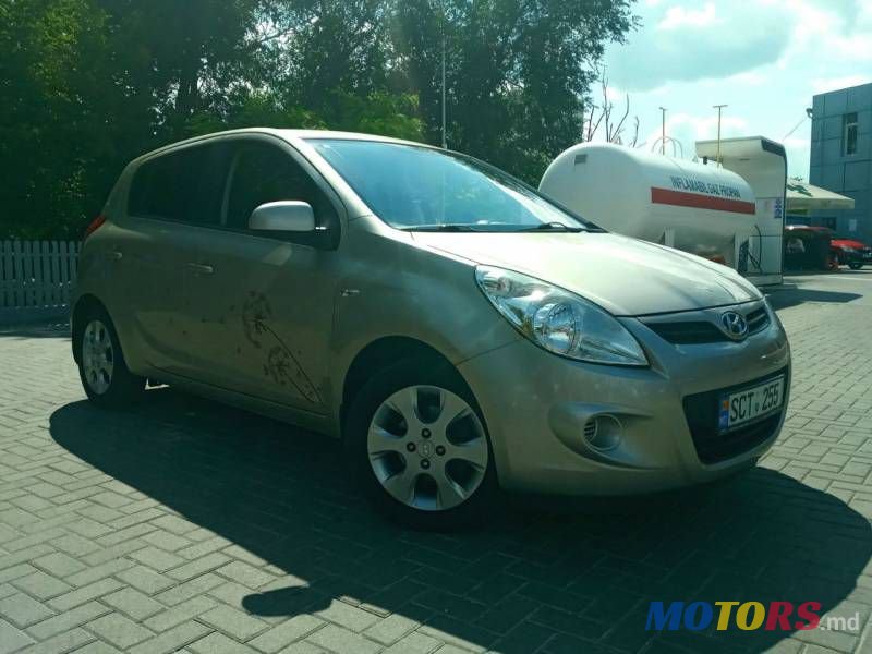 2012' Hyundai i20 photo #1