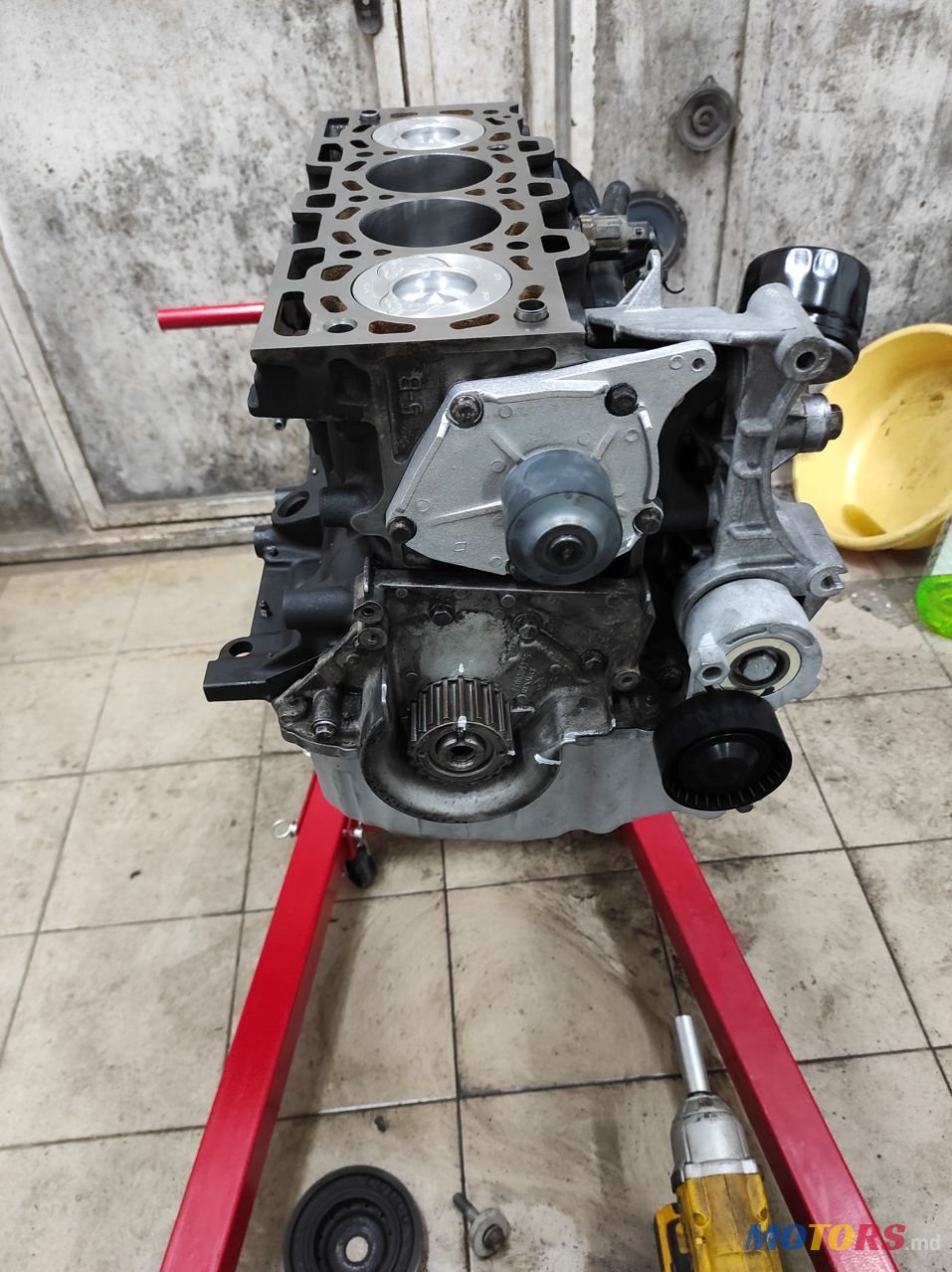 2004' Nissan Almera photo #5