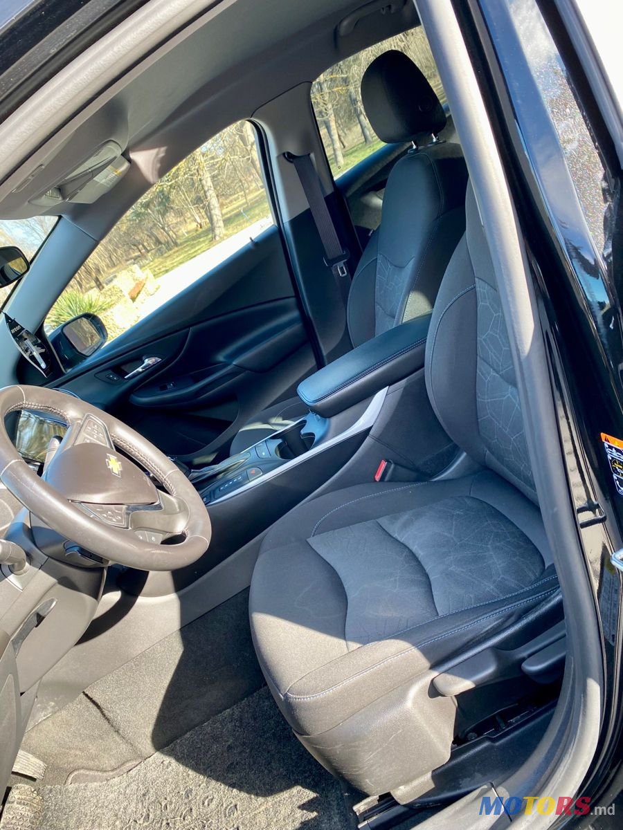 2017' Chevrolet Volt photo #5