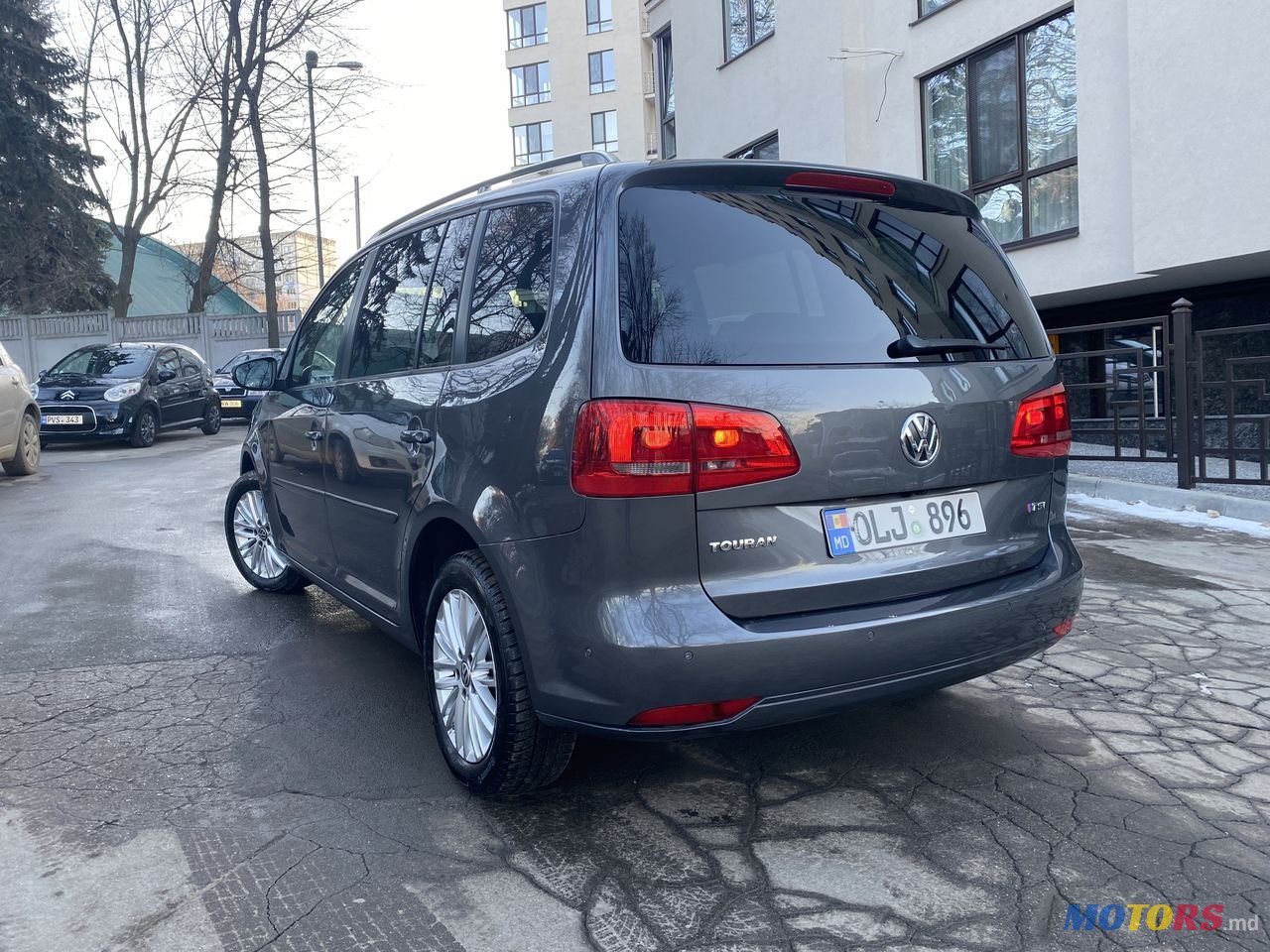 2015' Volkswagen Touran photo #4