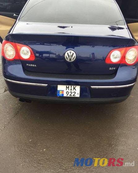 2006' Volkswagen Passat photo #2