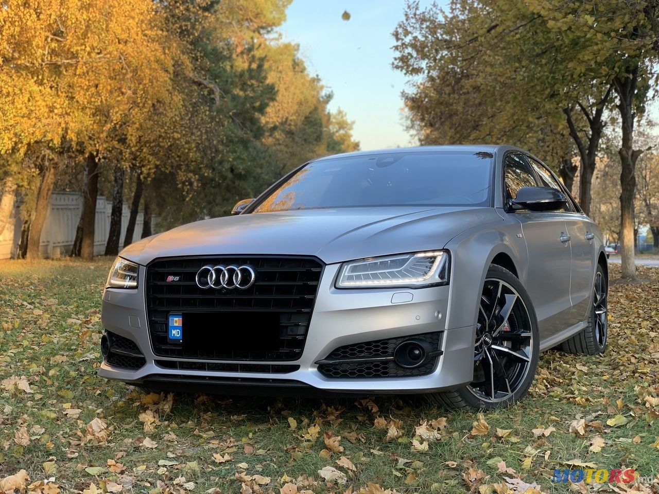 2017' Audi S8 photo #5