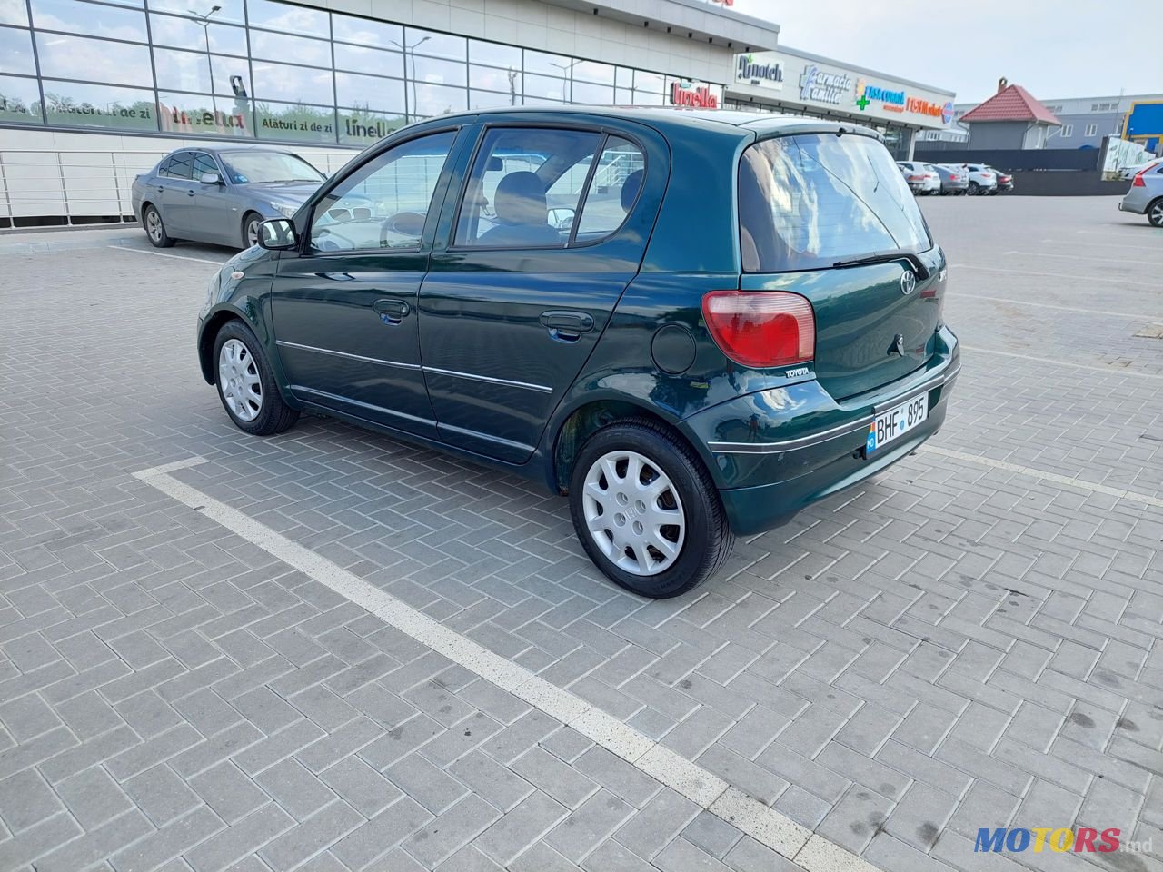 2003' Toyota Yaris photo #4