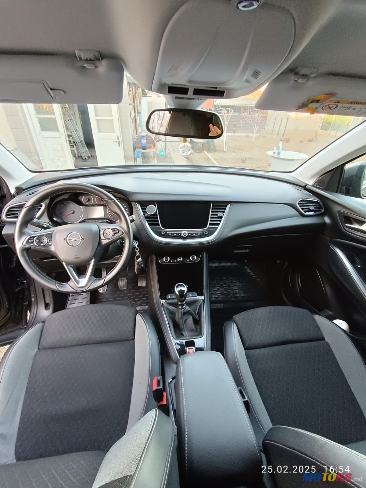 2019' Opel Grandland X photo #1