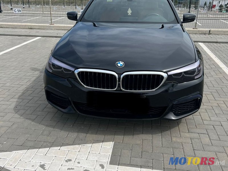 2019' BMW 5 Series photo #2