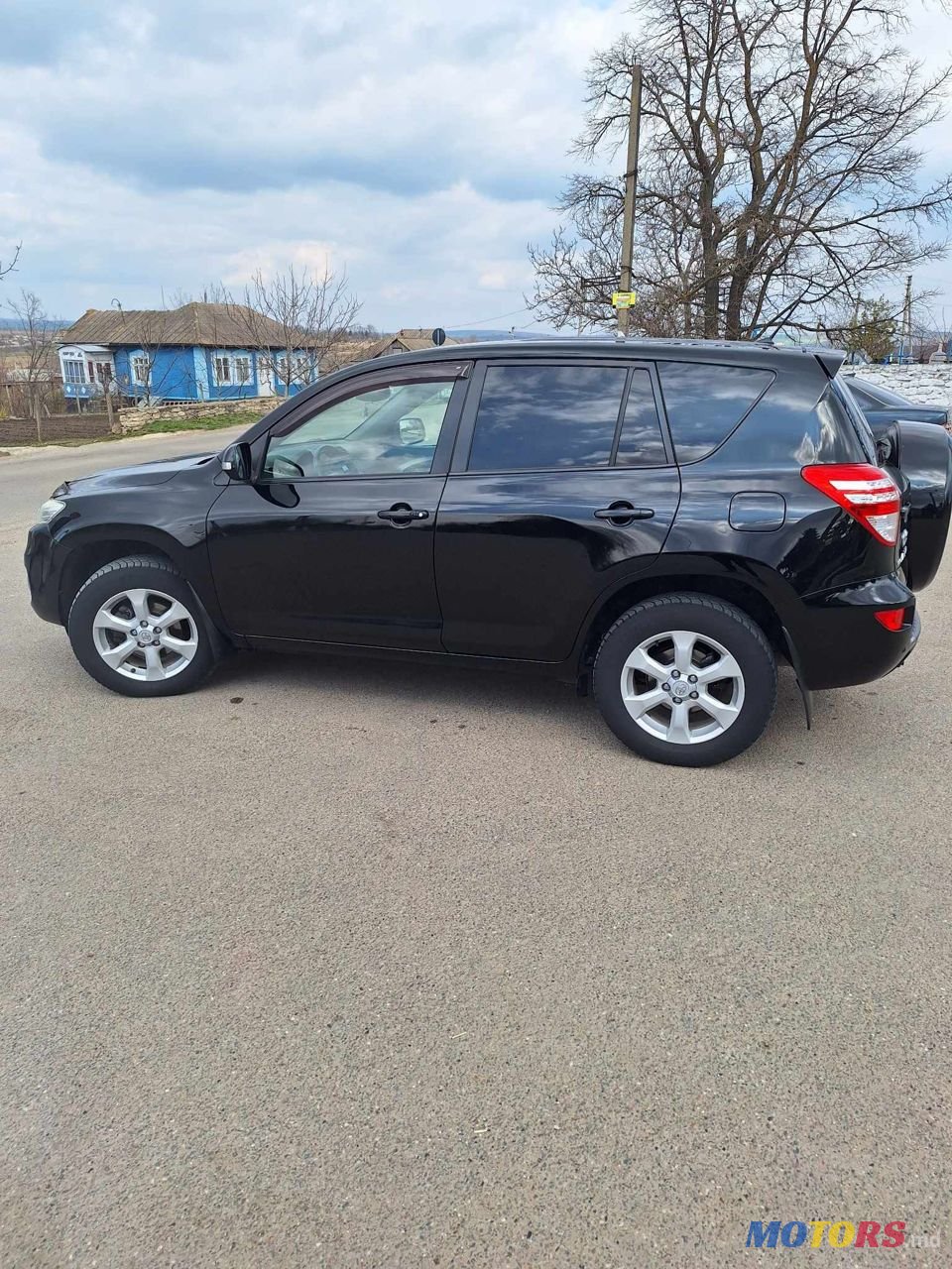 2011' Toyota RAV4 photo #4