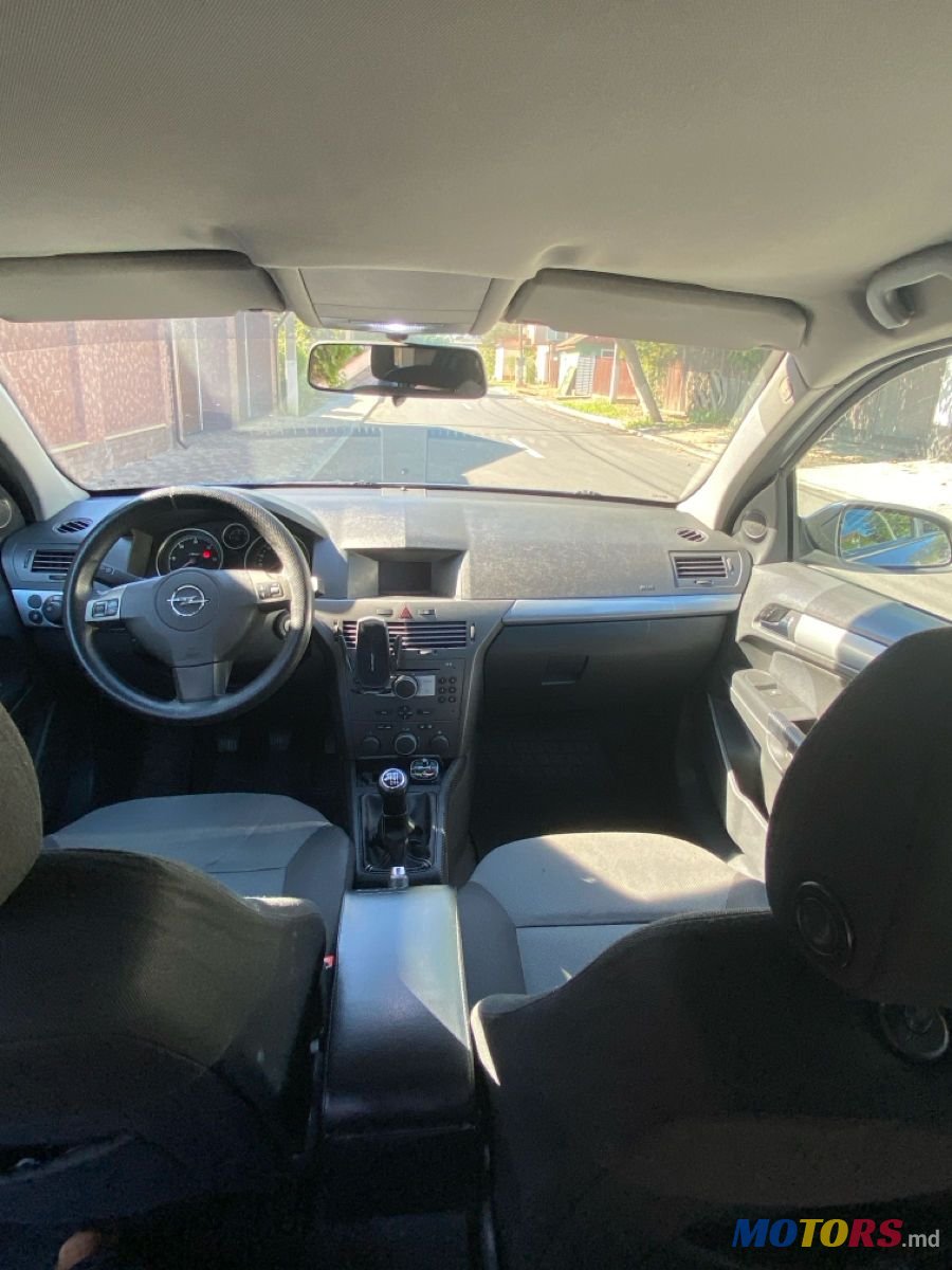 2006' Opel Astra photo #6