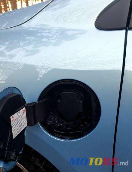 2012' Renault Fluence photo #6