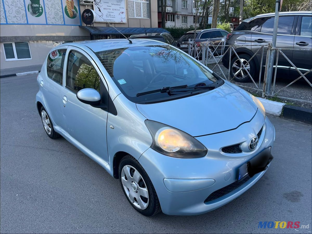 2007' Toyota Aygo photo #1