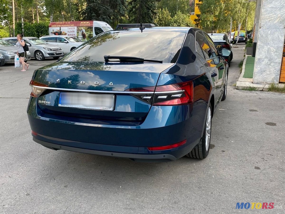 2020' Skoda Superb photo #4
