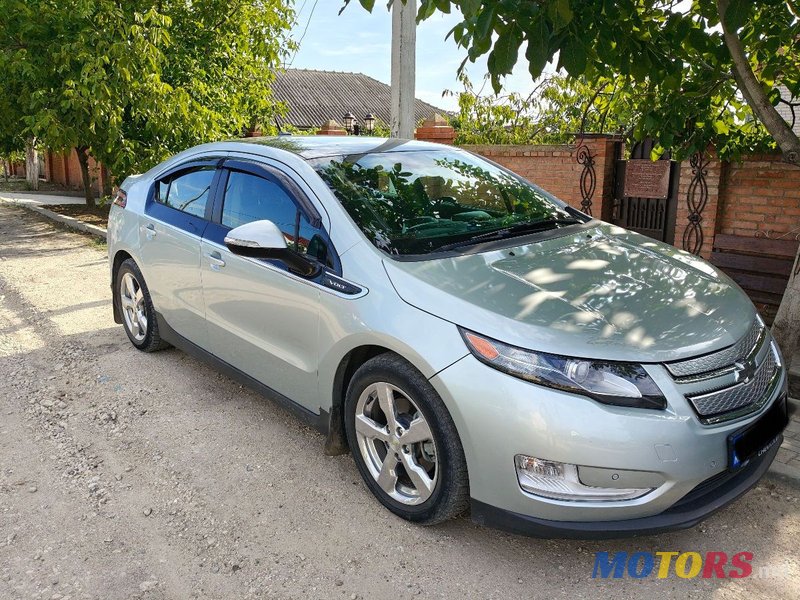2011' Chevrolet Volt photo #1