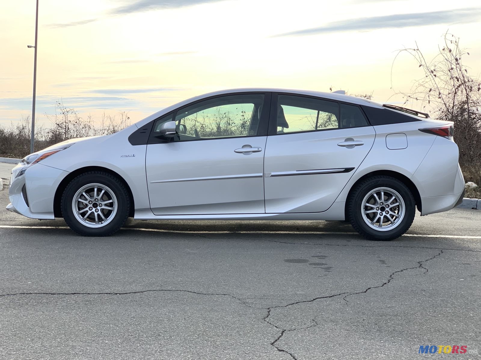 2016' Toyota Prius photo #1