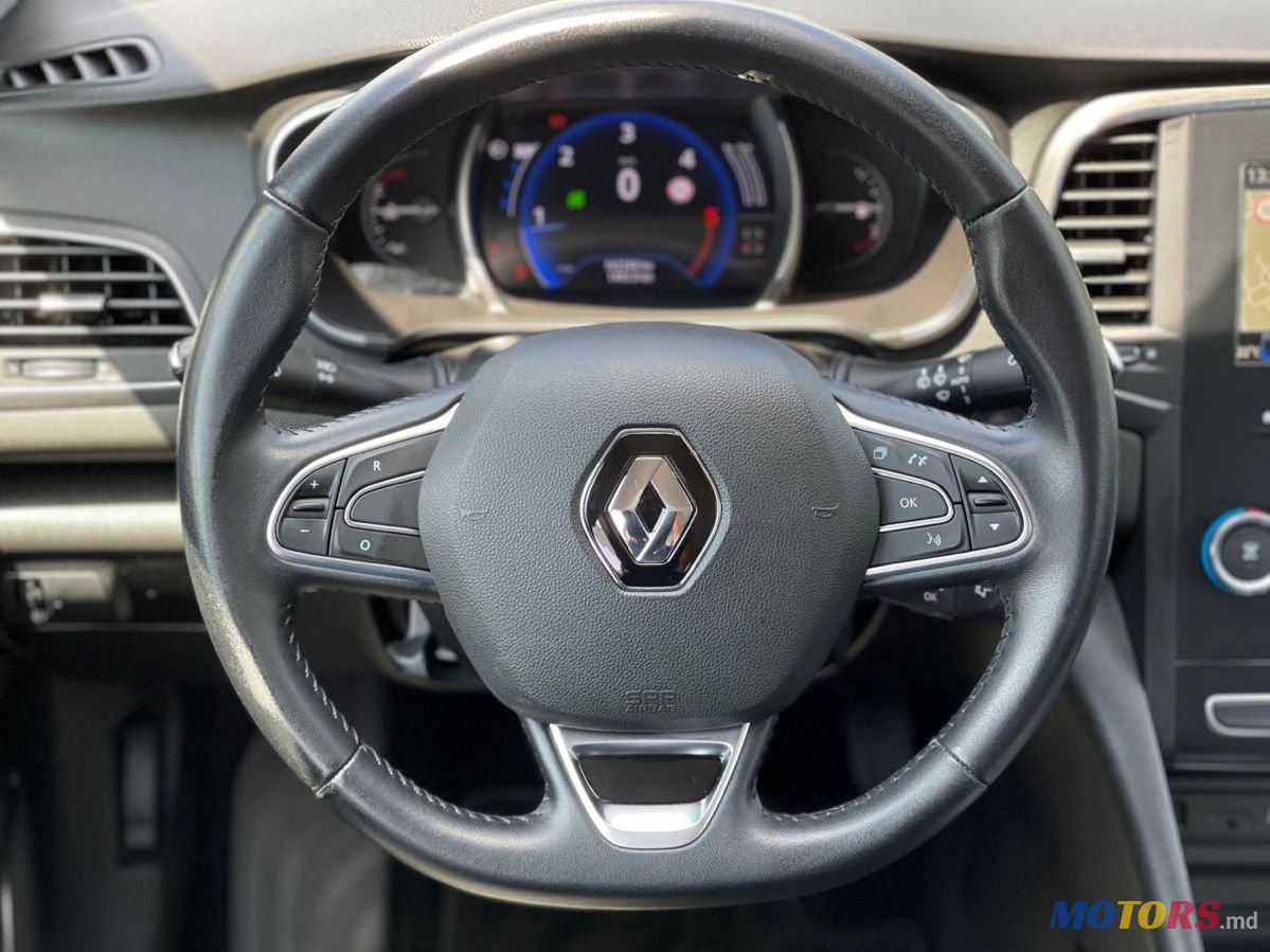 2019' Renault Megane photo #2