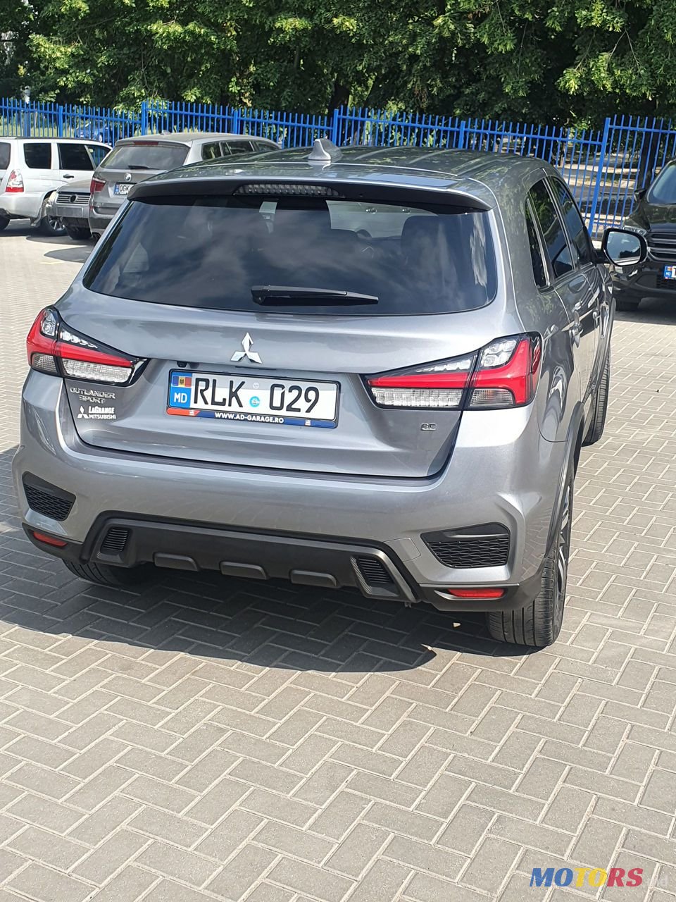 2019' Mitsubishi Outlander photo #4