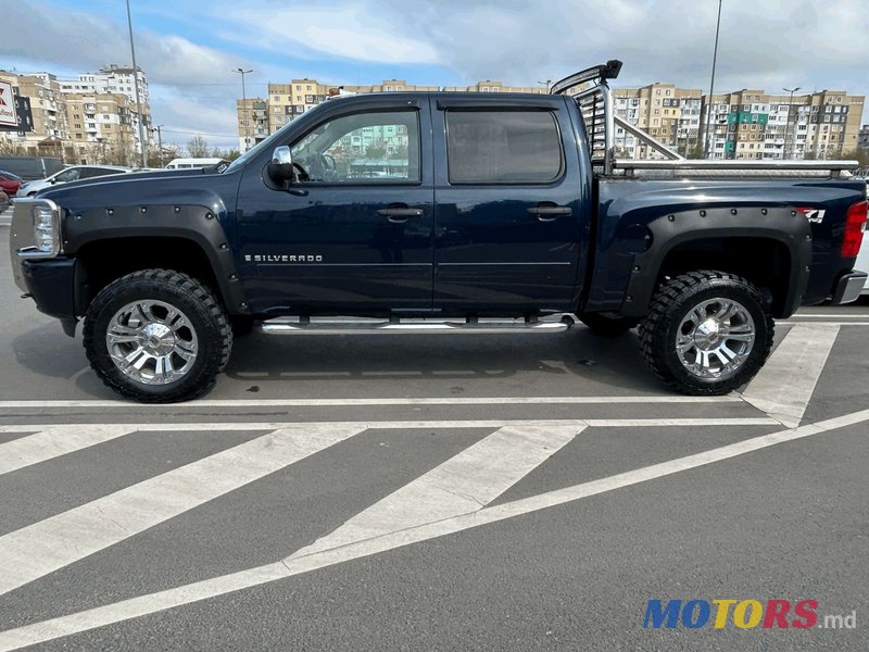 2008' Chevrolet Silverado photo #3