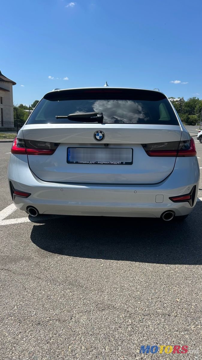 2019' BMW 3 Series Touring photo #5