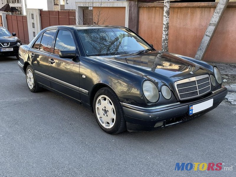 1998' Mercedes-Benz E Класс photo #2