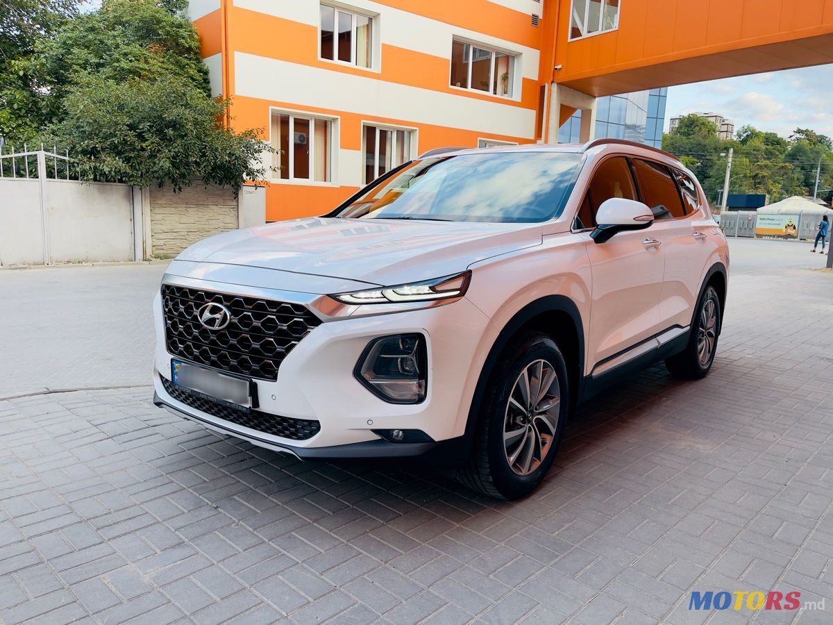 2019' Hyundai Santa Fe photo #1
