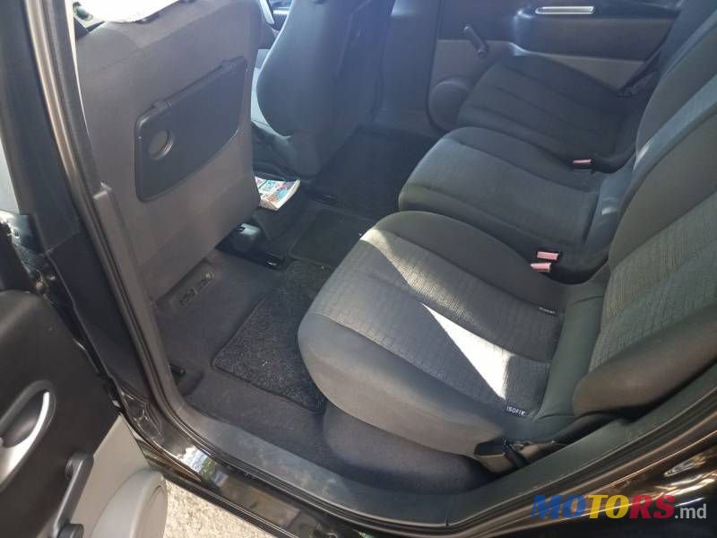 2008' Renault Scenic photo #6