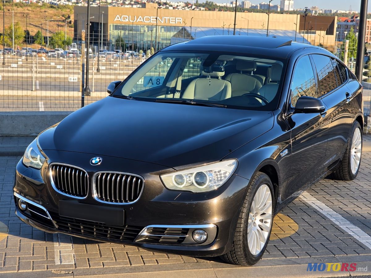 2015' BMW 5 Series GT photo #2