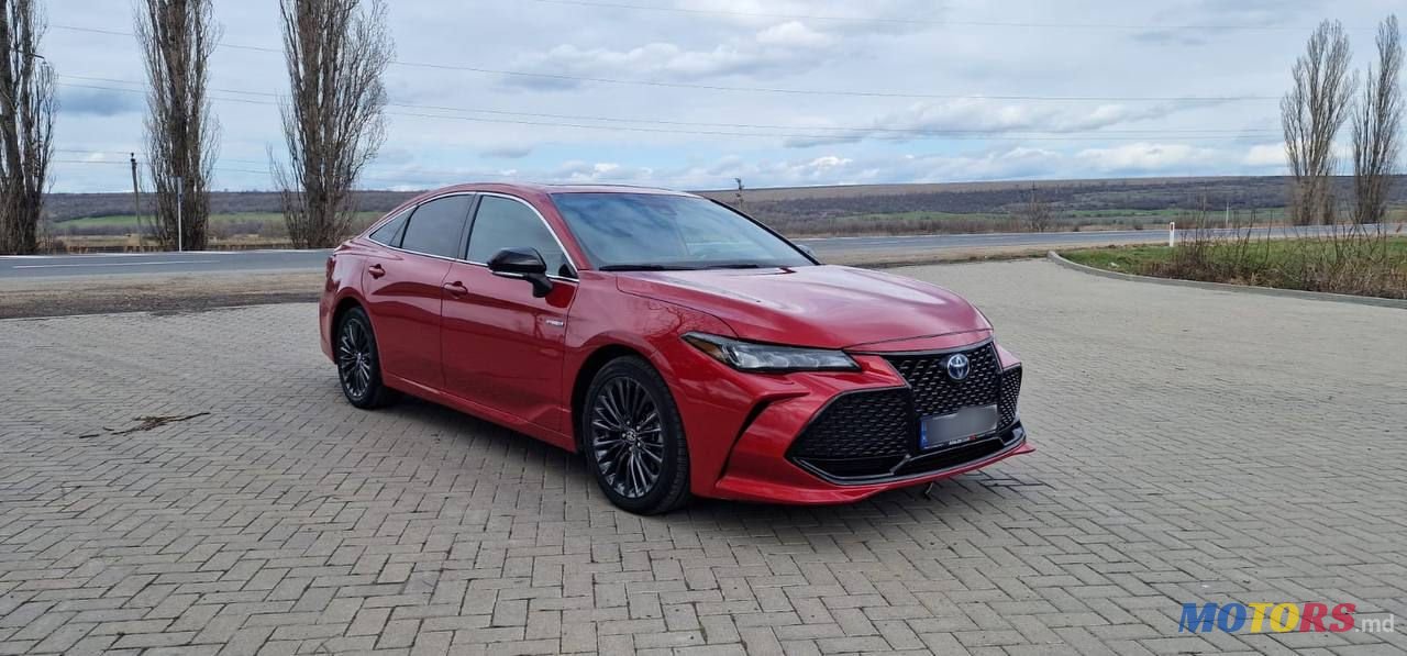 2020' Toyota Avalon photo #2