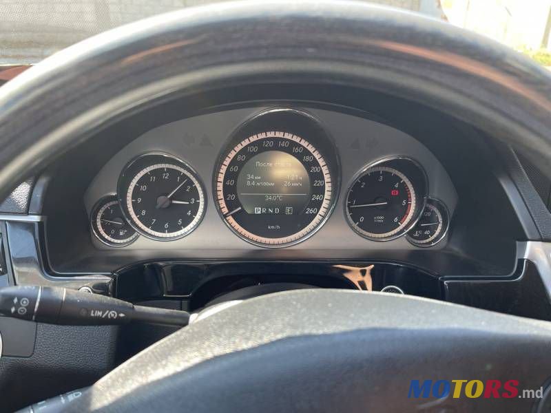 2011' Mercedes-Benz E photo #3