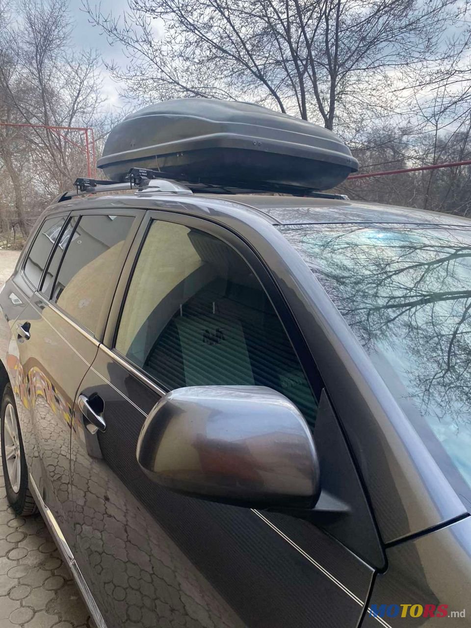 2011' Toyota Highlander photo #3