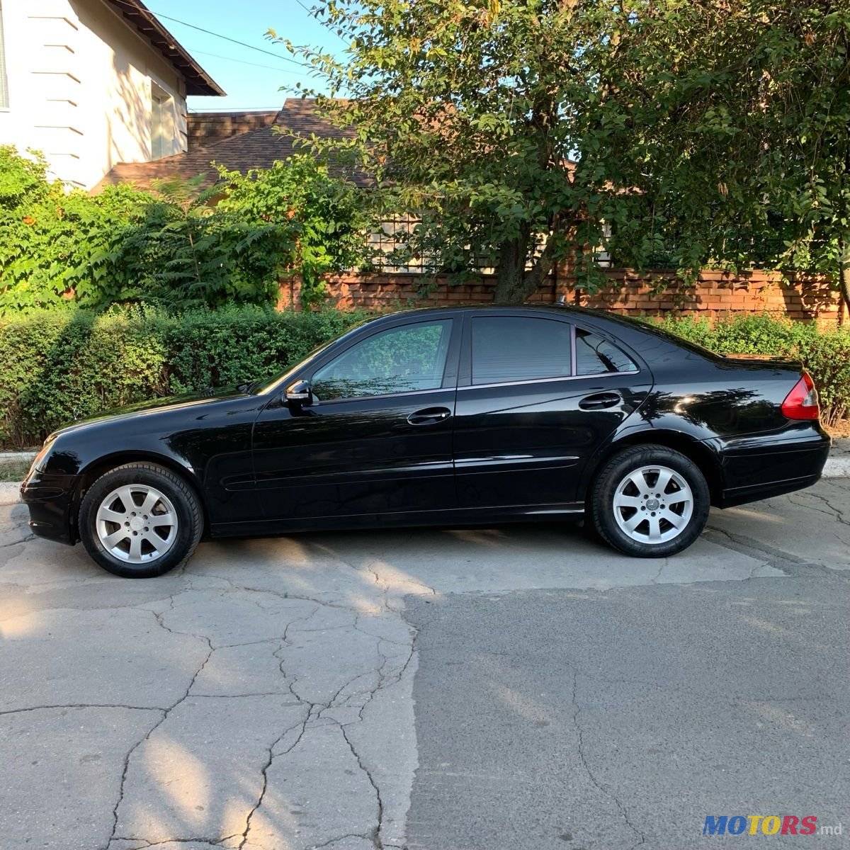 2008' Mercedes-Benz E-Class photo #6