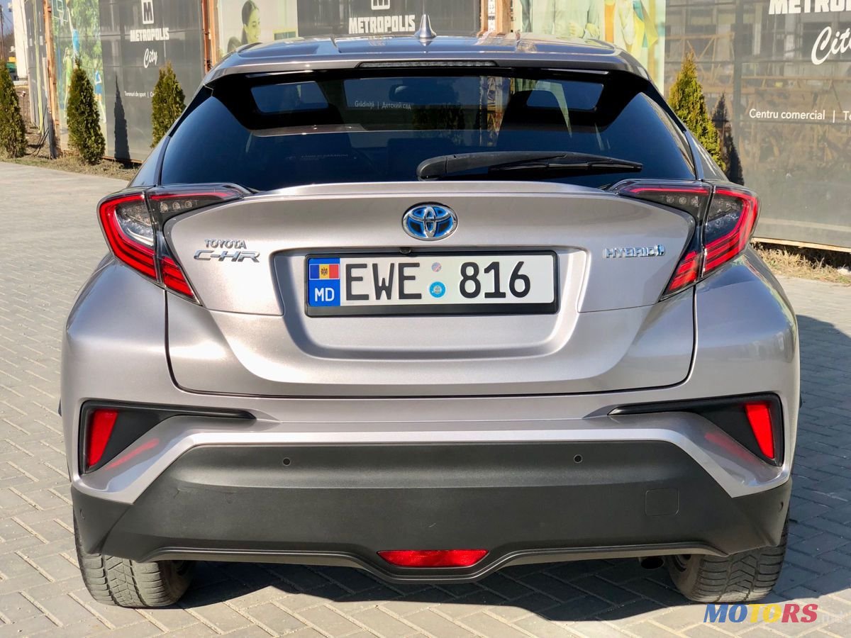 2018' Toyota C-HR photo #5