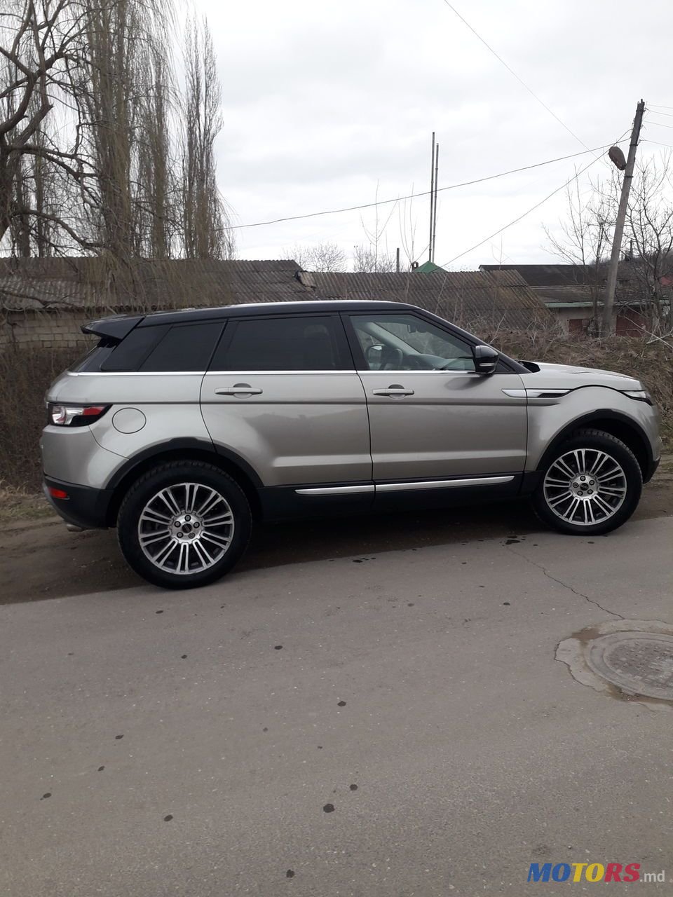 2011' Land Rover Range Rover Evoque photo #2