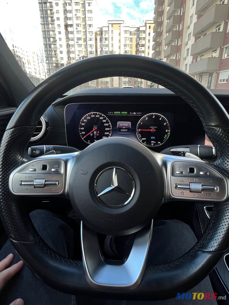 2020' Mercedes-Benz E-Class photo #5