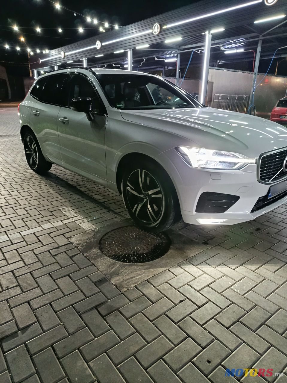 2020' Volvo XC60 photo #2