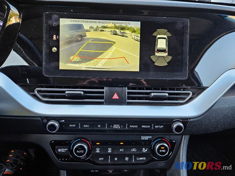 2019' Kia Niro photo #6