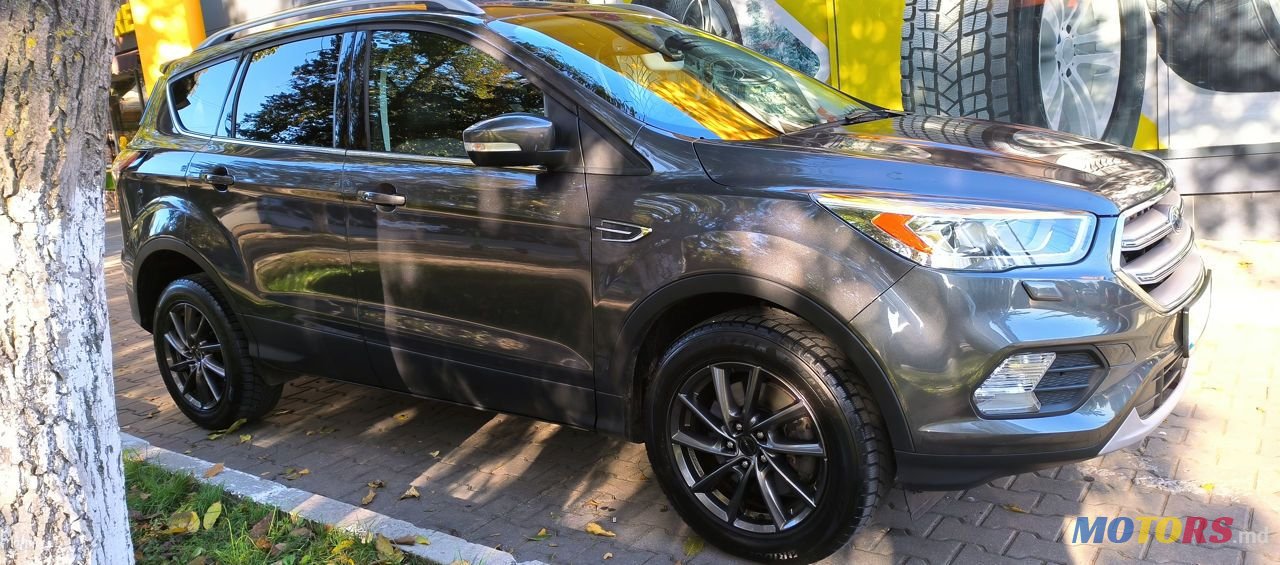 2017' Ford Kuga photo #5