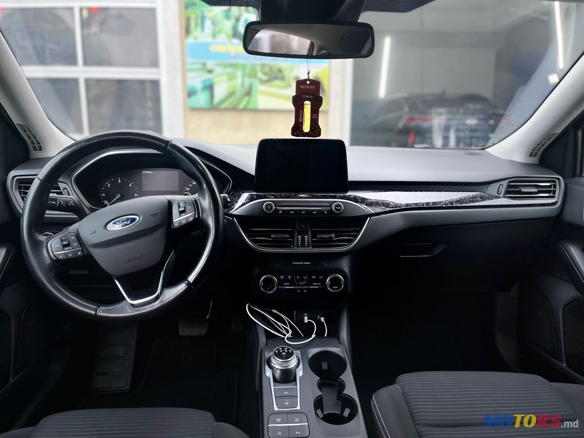 2019' Ford Focus photo #6