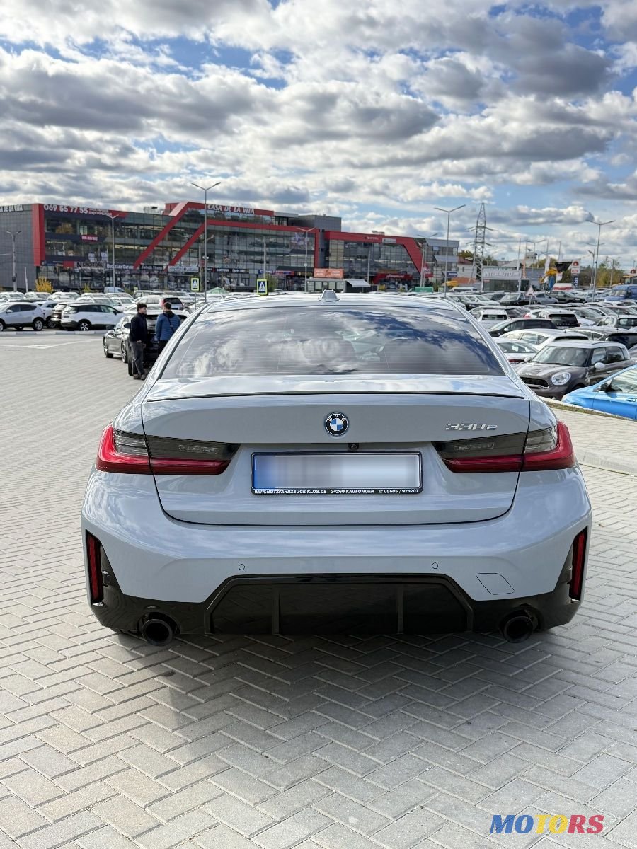 2023' BMW 3 Series photo #5