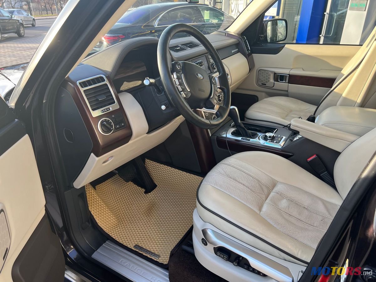 2010' Land Rover Range Rover photo #6