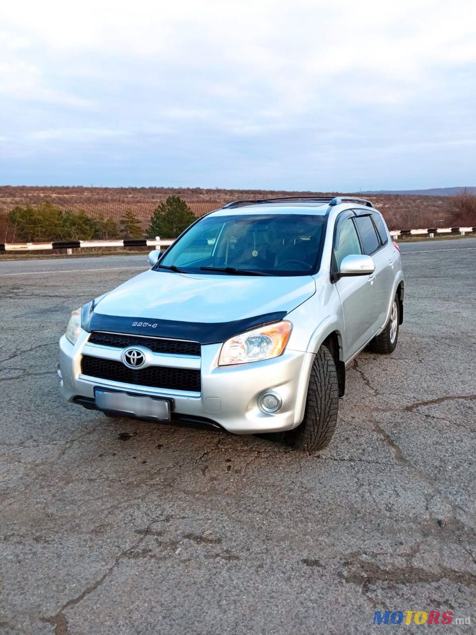 2010' Toyota RAV4 photo #1