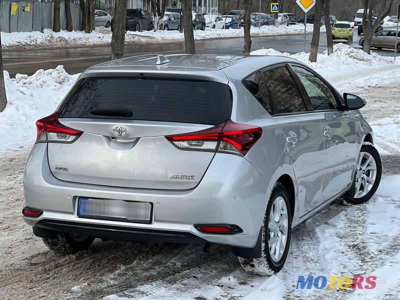 2016' Toyota Auris photo #4