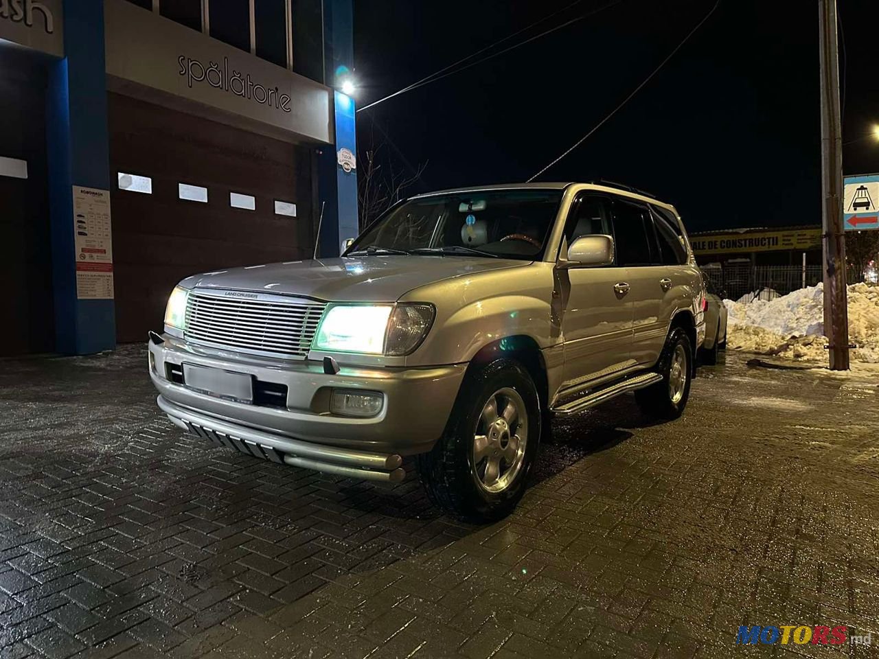 2004' Toyota Land Cruiser photo #5