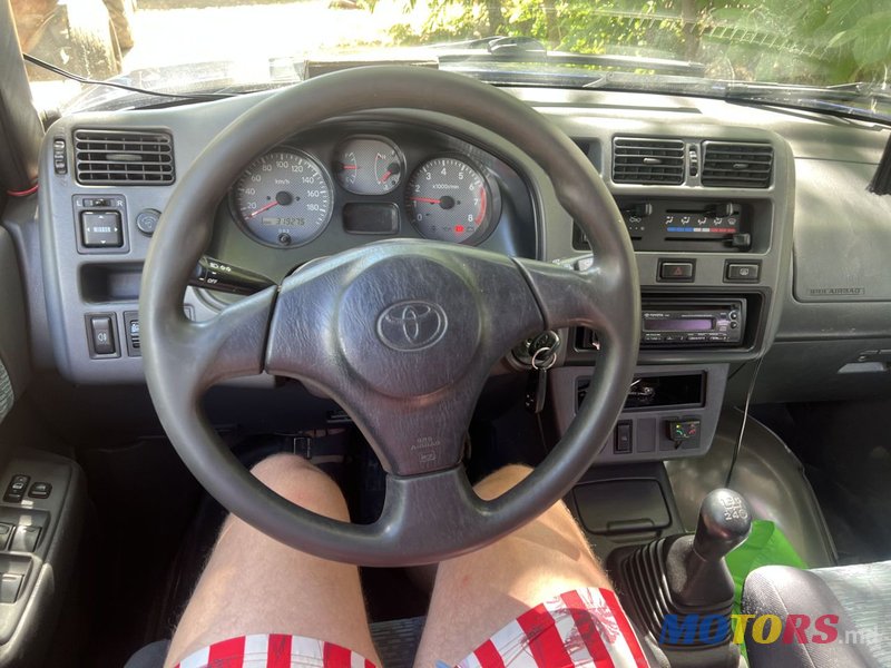 1999' Toyota RAV4 photo #5