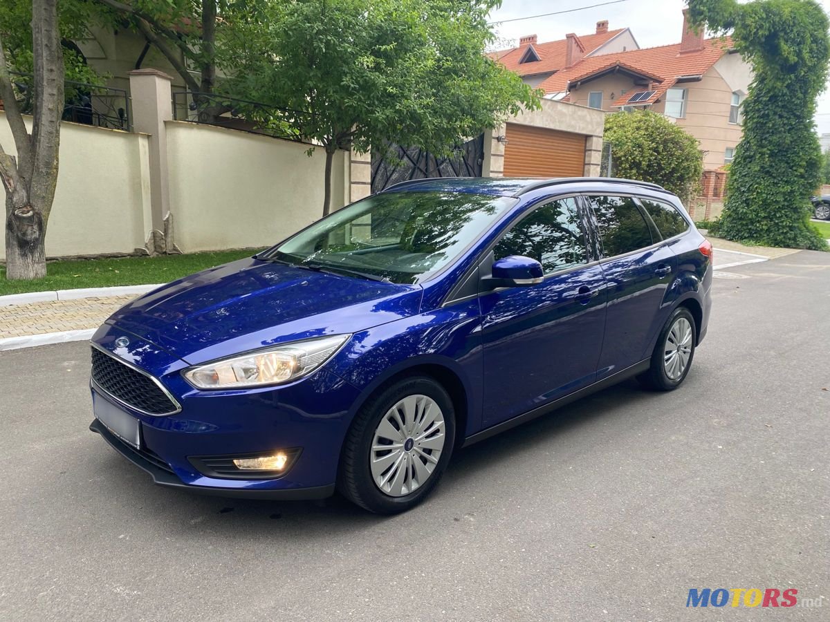 2017' Ford Focus photo #3