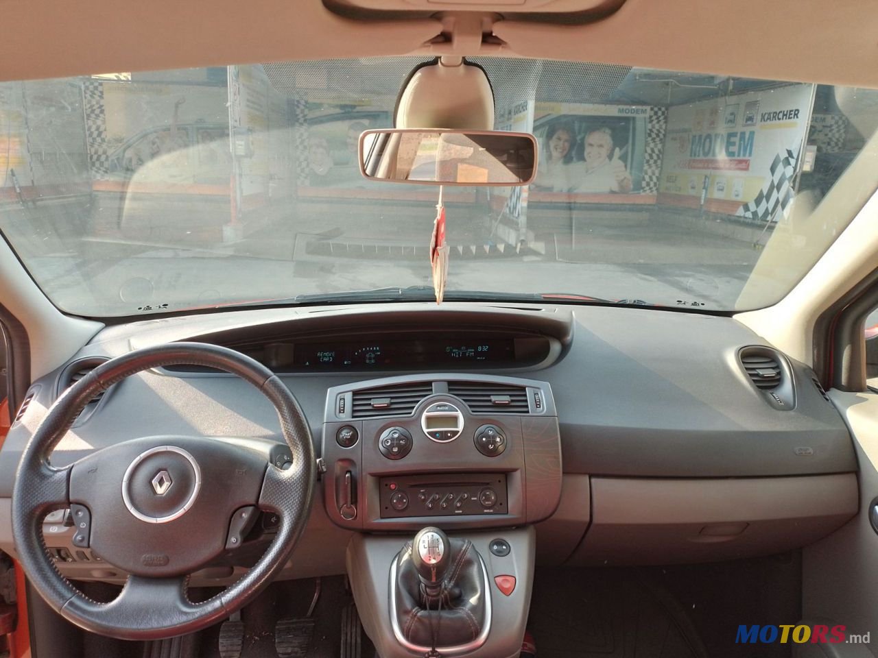 2008' Renault Scenic photo #3