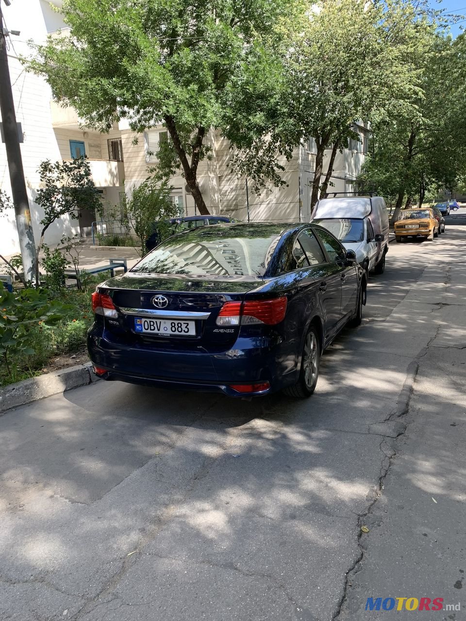 2012' Toyota Avensis photo #3