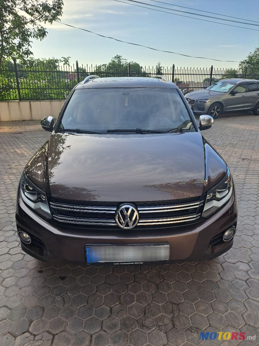2014' Volkswagen Tiguan photo #1