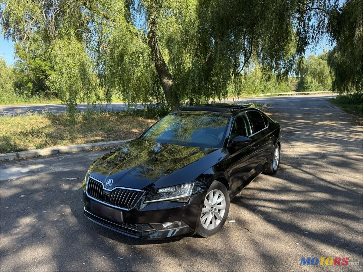2018' Skoda Superb photo #2